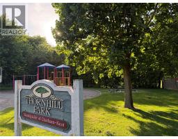 40 Thornhill CRESCENT - 46