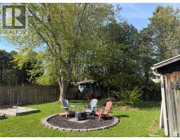 40 Thornhill CRESCENT - 6