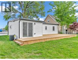 7 Oxley DRIVE - 34