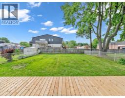 7 Oxley DRIVE - 35