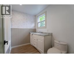 136 OAK STREET East - 26