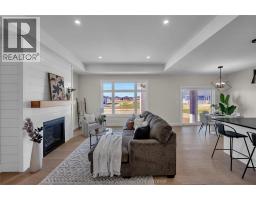 203 Rosewood CRESCENT - 10