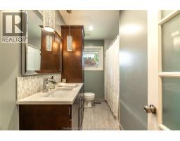 431 Victoria AVENUE - 17