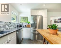431 Victoria AVENUE - 8