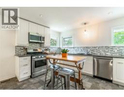 431 Victoria AVENUE - 9