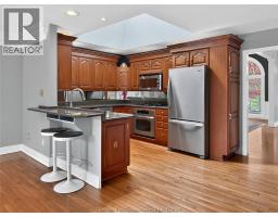 7 FAIRCOURT AVENUE - 14