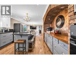 4979 Lambton LINE - 14
