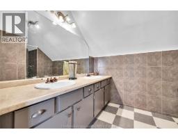 4979 Lambton LINE - 27