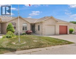 24 Mcintosh AVENUE - 1