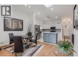 24 Mcintosh AVENUE - 17