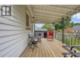 12 McKinnon DRIVE - 34