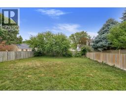 12 McKinnon DRIVE - 35
