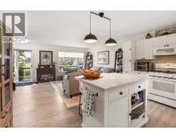 8585 James STREET - 10