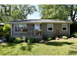 8585 James STREET - 2