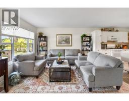8585 James STREET - 6