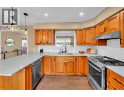 2027 Dufferin AVENUE - 11