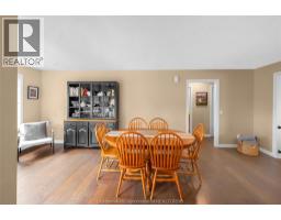2027 Dufferin AVENUE - 14
