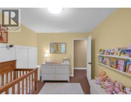 2027 Dufferin AVENUE - 22