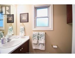 12 Paxton DRIVE - 17