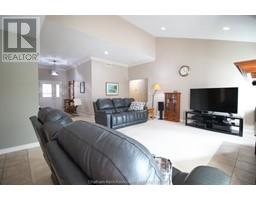 12 Paxton DRIVE - 19