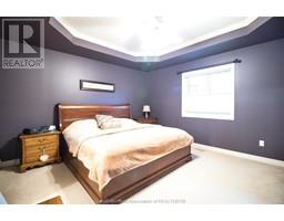 12 Paxton DRIVE - 21