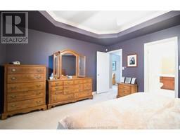 12 Paxton DRIVE - 22