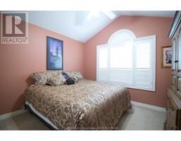 12 Paxton DRIVE - 31
