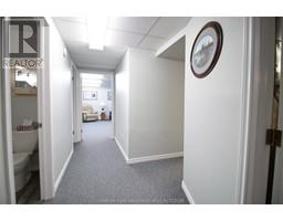 12 Paxton DRIVE - 34