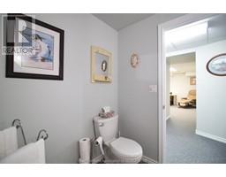 12 Paxton DRIVE - 36
