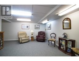 12 Paxton DRIVE - 39