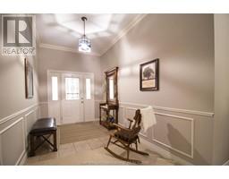 12 Paxton DRIVE - 9