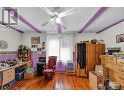 10234 Cedar Hedge LINE - 36