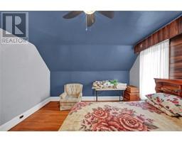 10234 Cedar Hedge LINE - 42