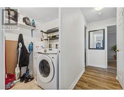 323 Colborne STREET UnitNo. 2403 - 18