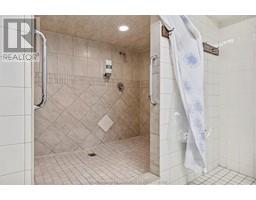323 Colborne STREET UnitNo. 2403 - 6