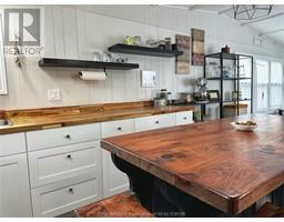 104 Essex COURT - 8