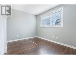 31 EARL DRIVE - 14