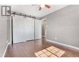 31 EARL DRIVE - 18