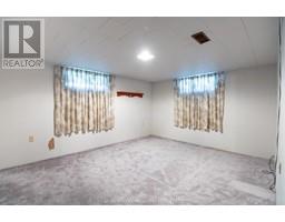 12 FREDA STREET - 26