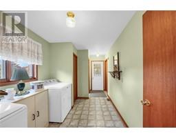 36 Bridle Path ROAD - 27