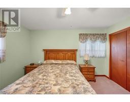 36 Bridle Path ROAD - 44