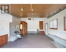 36 Bridle Path ROAD - 46