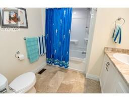 28 LEISURE LANE - 15