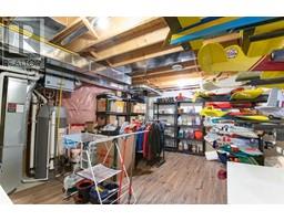 28 LEISURE LANE - 26