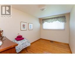483 SYDENHAM STREET - 16