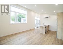 91 Adelaide STREET - 10
