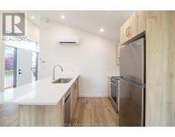 91 Adelaide STREET - 11