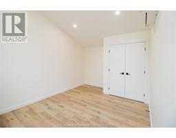91 Adelaide STREET - 16