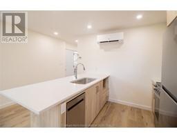 91 Adelaide STREET - 24
