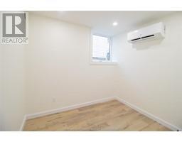 91 Adelaide STREET - 25